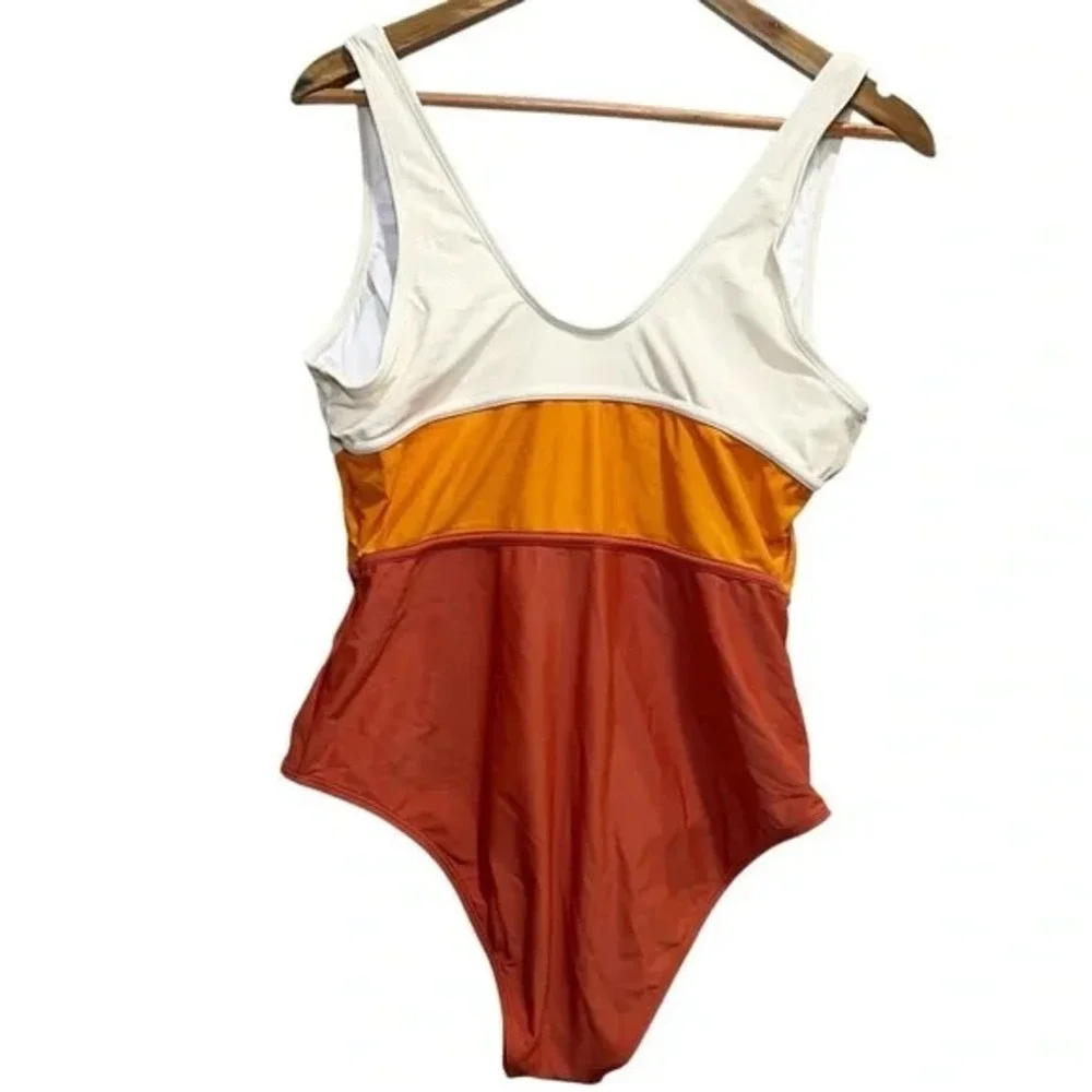 Cupshe Women's Colorblock Keyhole Cut‎ Out One Piece Swimsuit XL
